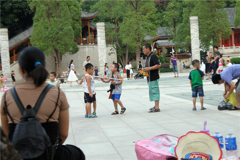 阿巴町智能手表多少元,阿巴町智能手表v8质量好吗