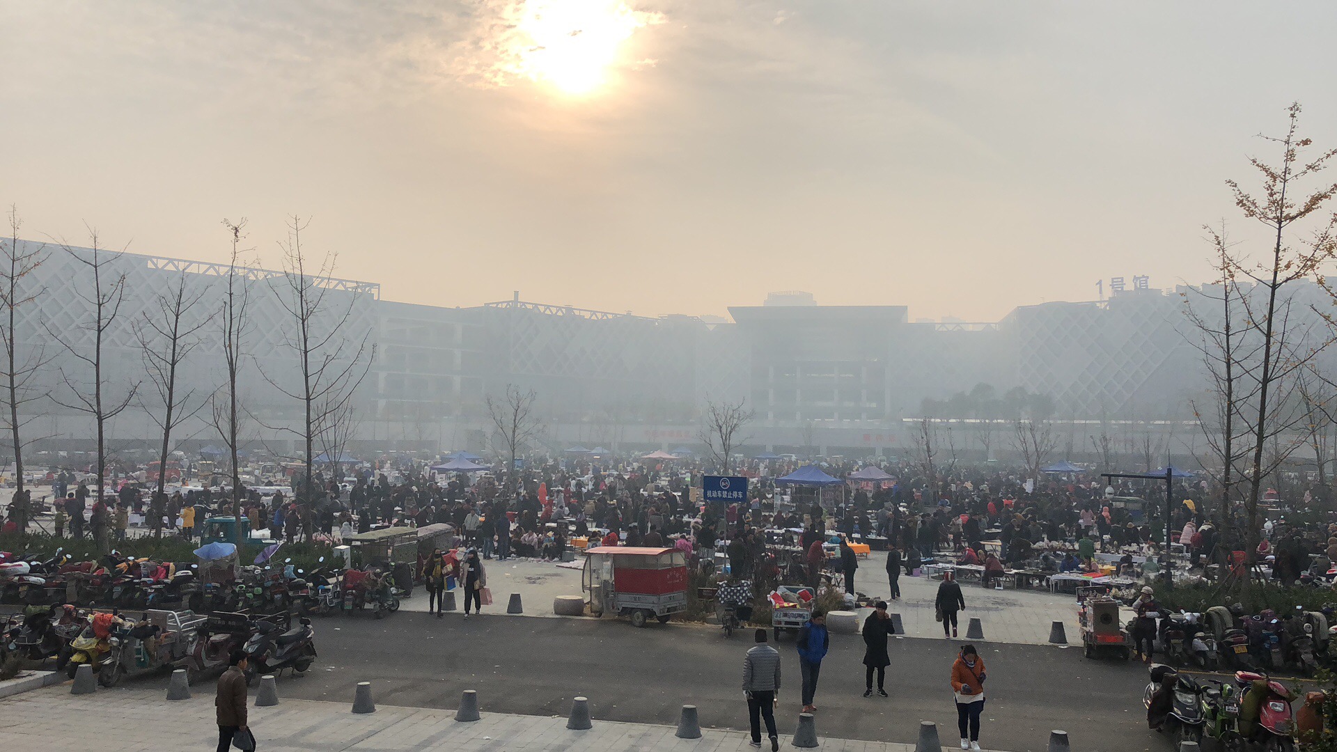 直播卖珠宝玉石的是真的吗,盘点那些骗人的翡翠直播间