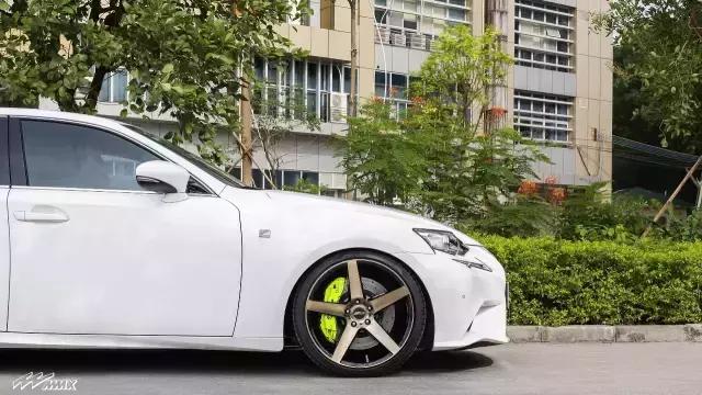 is200经典造型,is200改出高级感