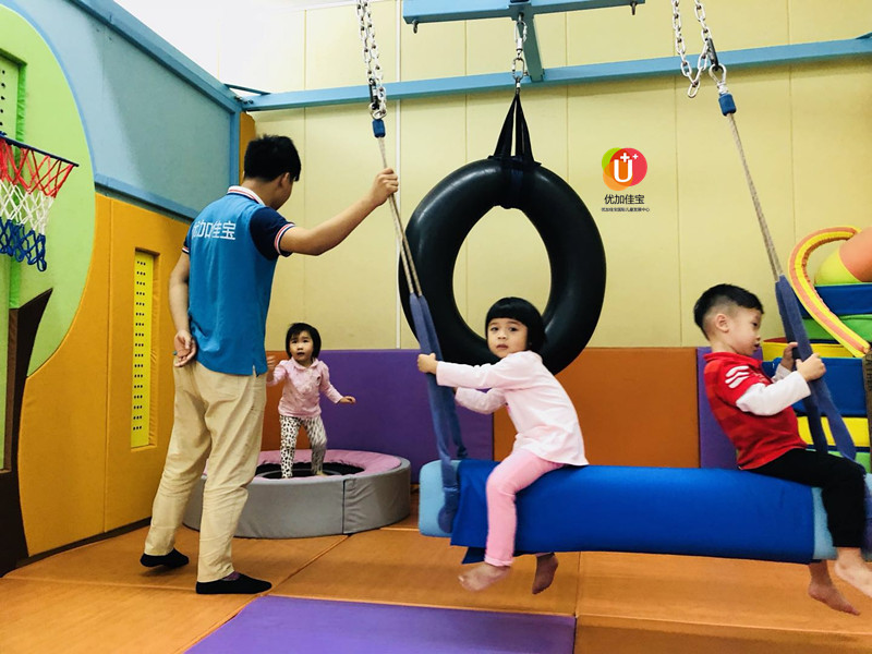 孩子一转圈就难受是怎么回事,小孩为什么一直转都不晕