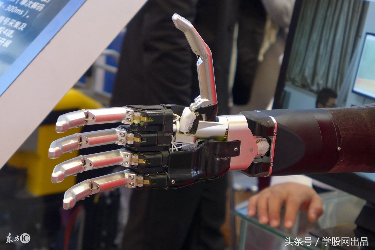 军工叠加无人机概念股,军工股票反弹概念股