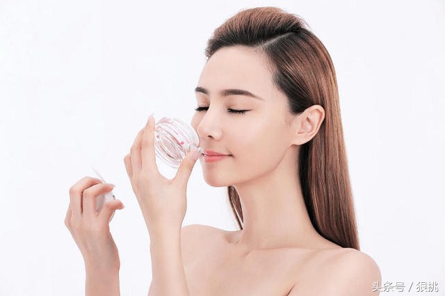 油性皮肤怎么解决毛孔粗大的问题,油性皮肤毛孔粗大偏方