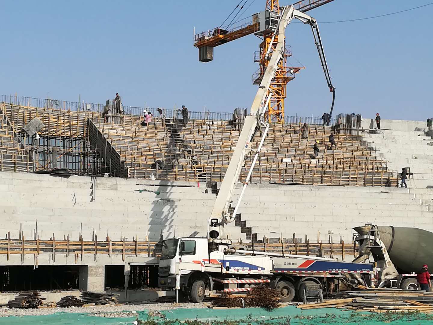 中铁二十一局青海四分公司,贵德全民健身中心体育场