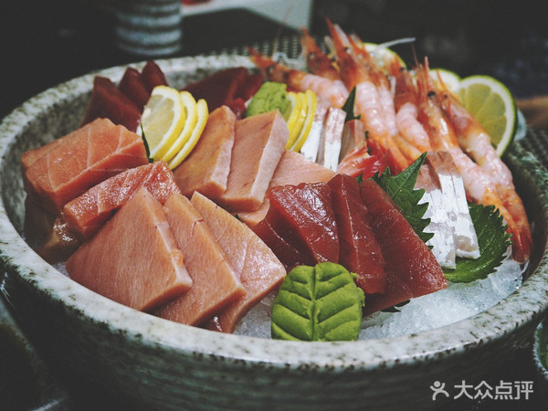 表白被拒的心,只有这家的海鲜刺身可以治愈