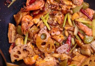 自己在家也能做出美味的麻辣香锅,在家就能做美味的麻辣香锅