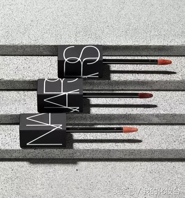 不会涂口红的样子,不会涂口红就不要跟风