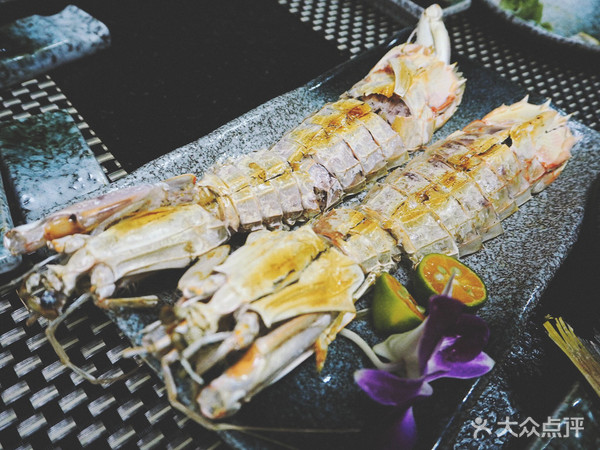 表白被拒的心,只有这家的海鲜刺身可以治愈