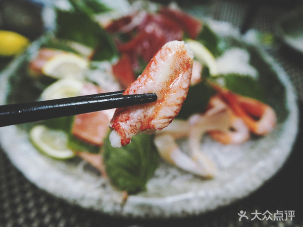 表白被拒的心,只有这家的海鲜刺身可以治愈