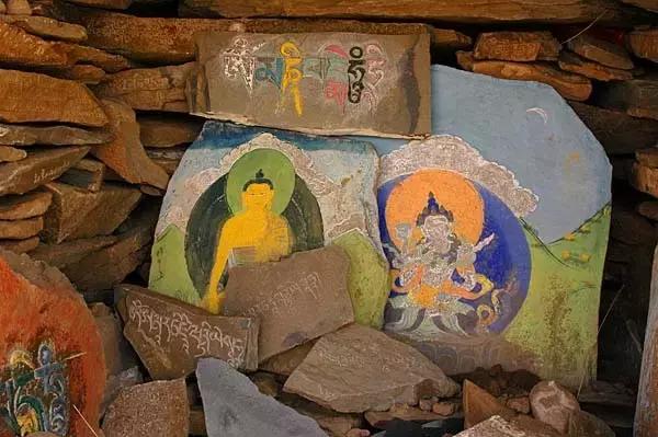 巴格玛尼墙到石渠多少公里,世界之最古城墙长城