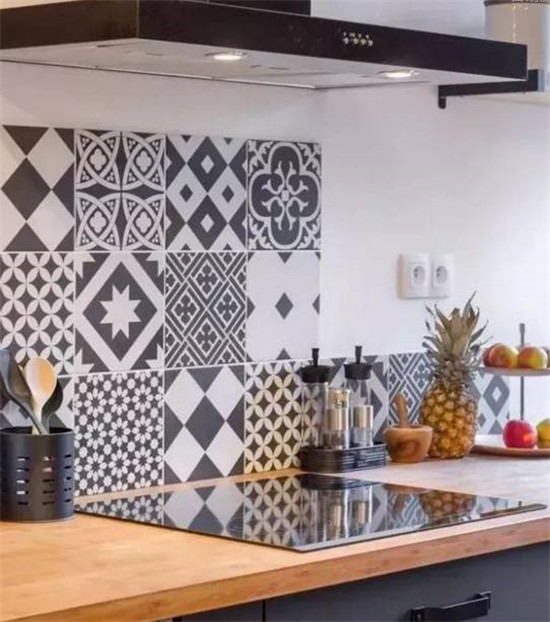 家庭装修墙上全部贴瓷砖好看吗,家里装修瓷砖用美缝吗