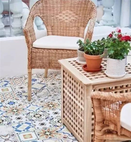 家庭装修墙上全部贴瓷砖好看吗,家里装修瓷砖用美缝吗