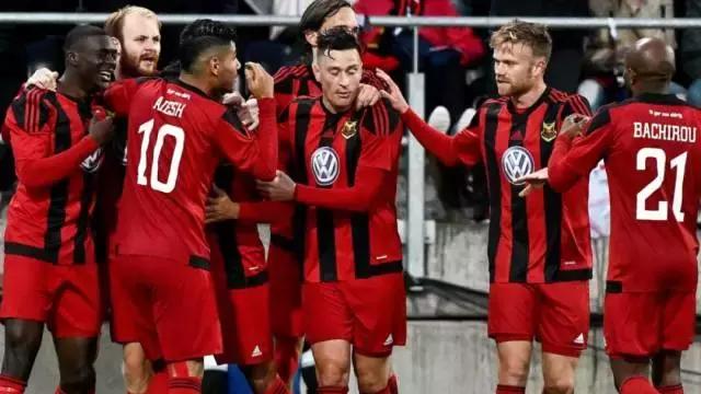 从饱受嘲讽到征服全世界,从饱受质疑到夺得冠军