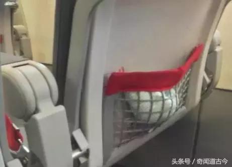 飞机被雷劈是很常见的事情？飞机上不为人知的秘密你知道多少？