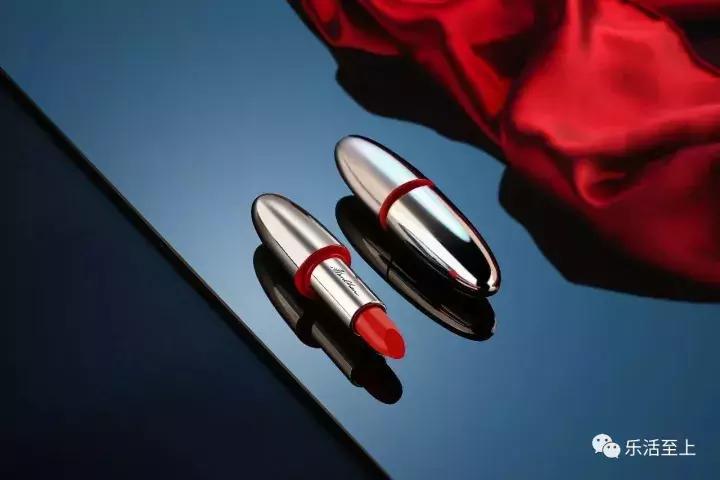 张国荣*用御**、为baby婚礼作设计的时尚教父，倾力做了一支杀手口红