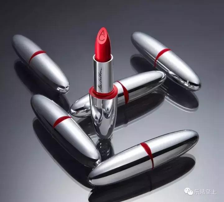 张国荣*用御**、为baby婚礼作设计的时尚教父，倾力做了一支杀手口红