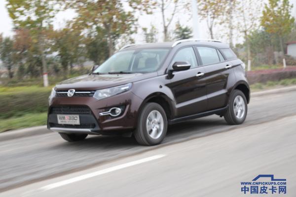 跟踪女司机江铃驭胜S330SUV试驾体验专访