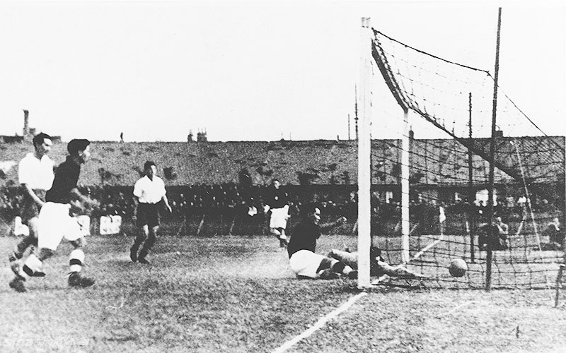 世界公认100大足球巨星,世界五大足球球王分别是