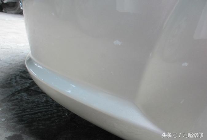 车辆刮蹭漆面修复价格,车身漆面小刮伤修复