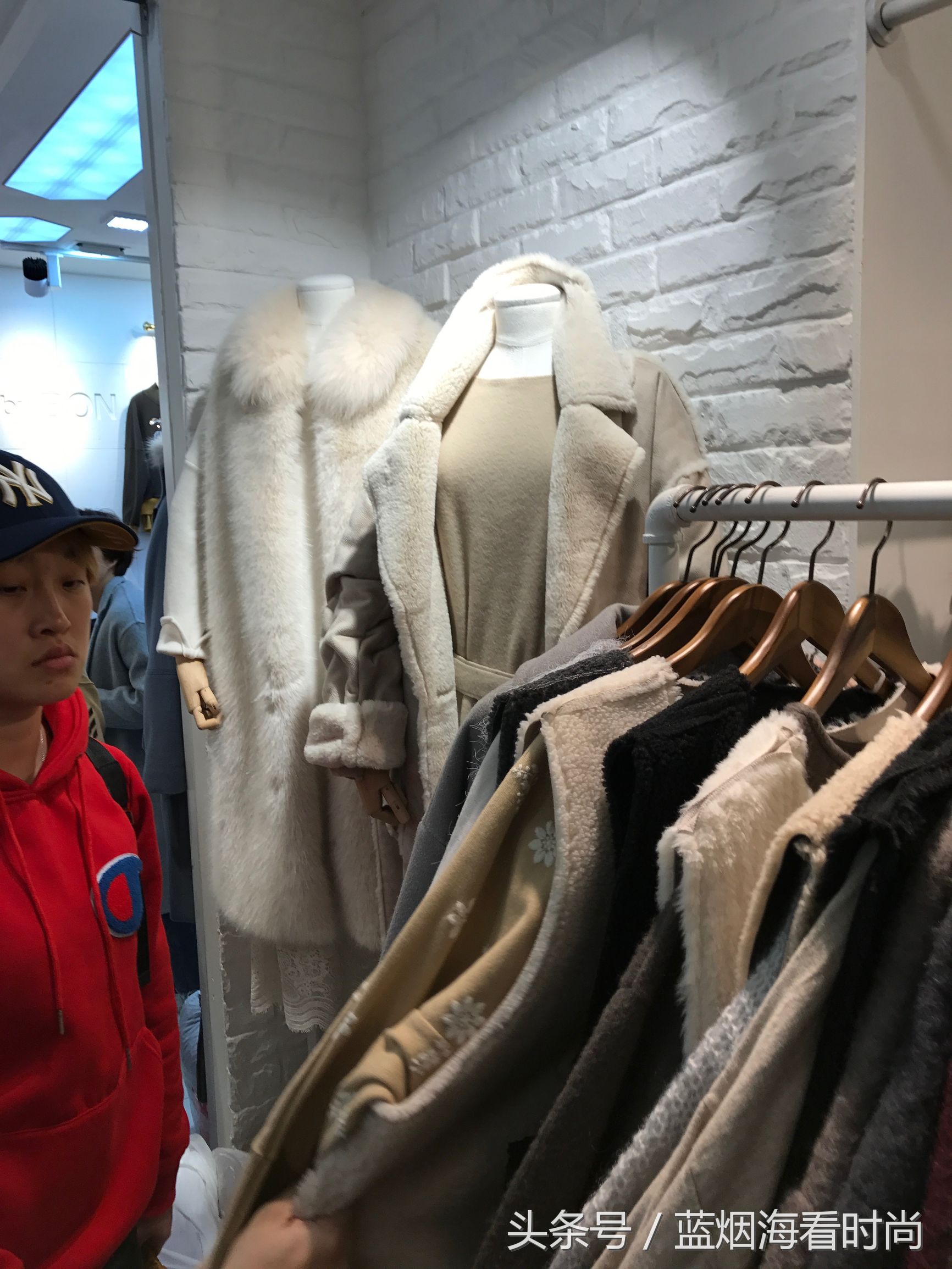 带你看看服装批发市场,如何逛服装批发市场