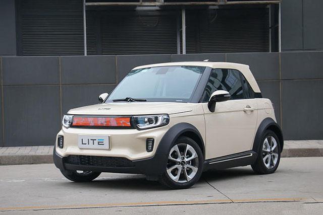 可能是最个性国产车,配无框车门、5块液晶屏,8万买它妹子更爱你