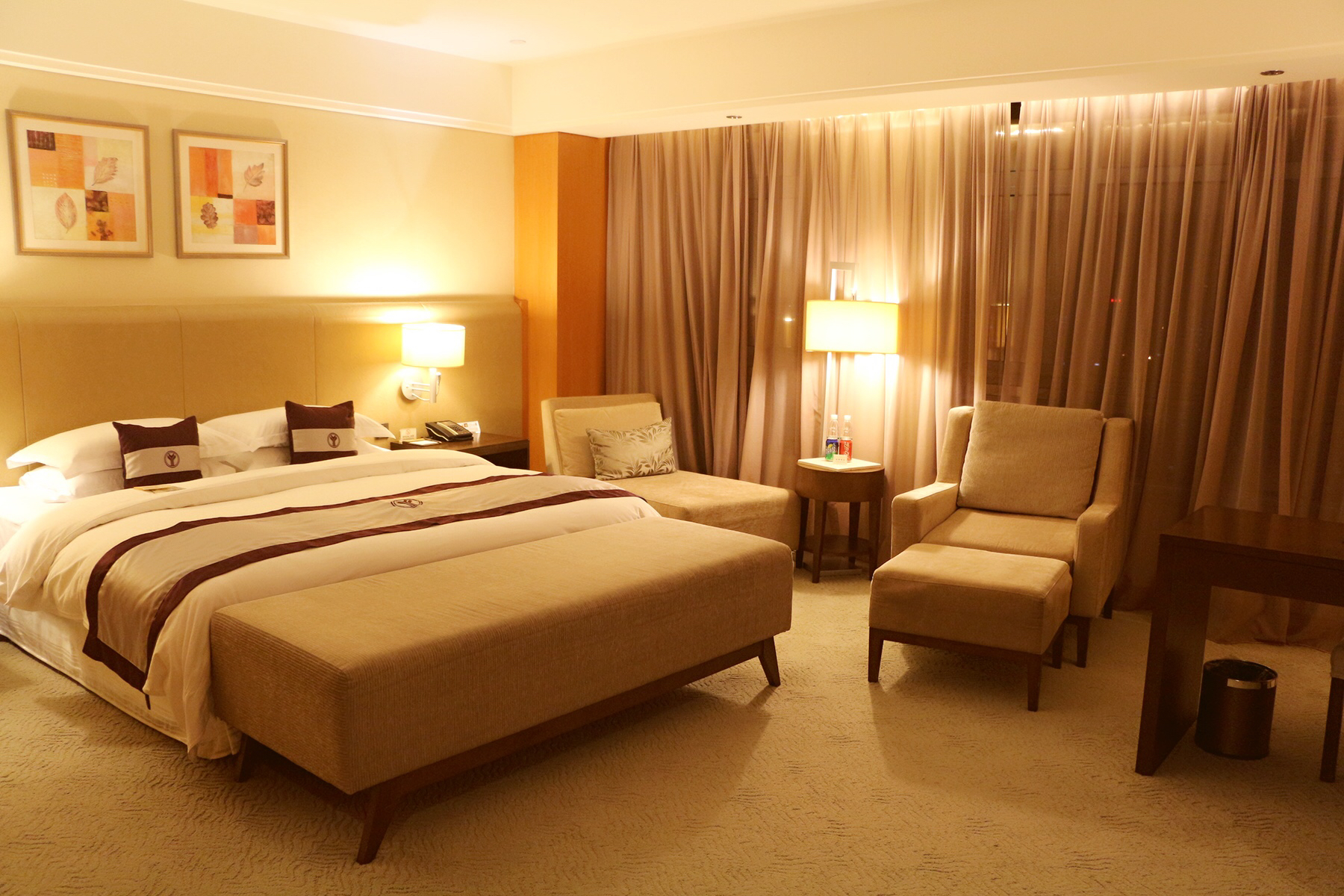 鑻忓窞闃虫緞婀栫編鍛崇壒浜уぇ闂歌煿,鑻忓窞鍚冮槼婢勬箹澶ч椄锜圭殑閰掑簵鎺ㄨ崘