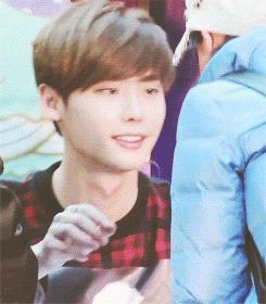 韩国街头毛衣,韩系黑色毛衣