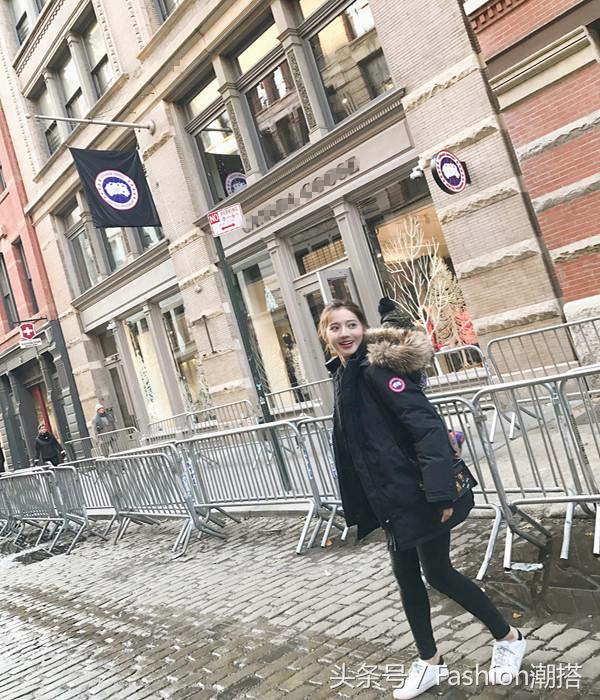 冬天来了羽绒服一定不能忘穿,冬天来了第一件羽绒服