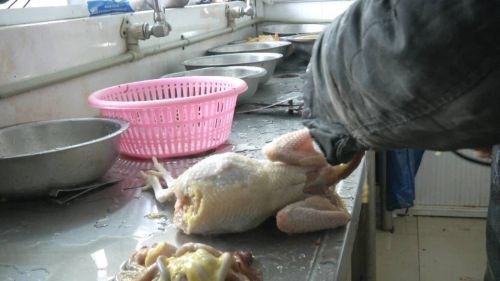 扬州人今后去菜场购买活禽不再现杀!活禽交易新规出台