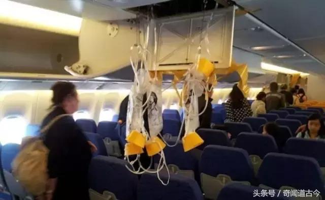 飞机被雷劈是很常见的事情？飞机上不为人知的秘密你知道多少？