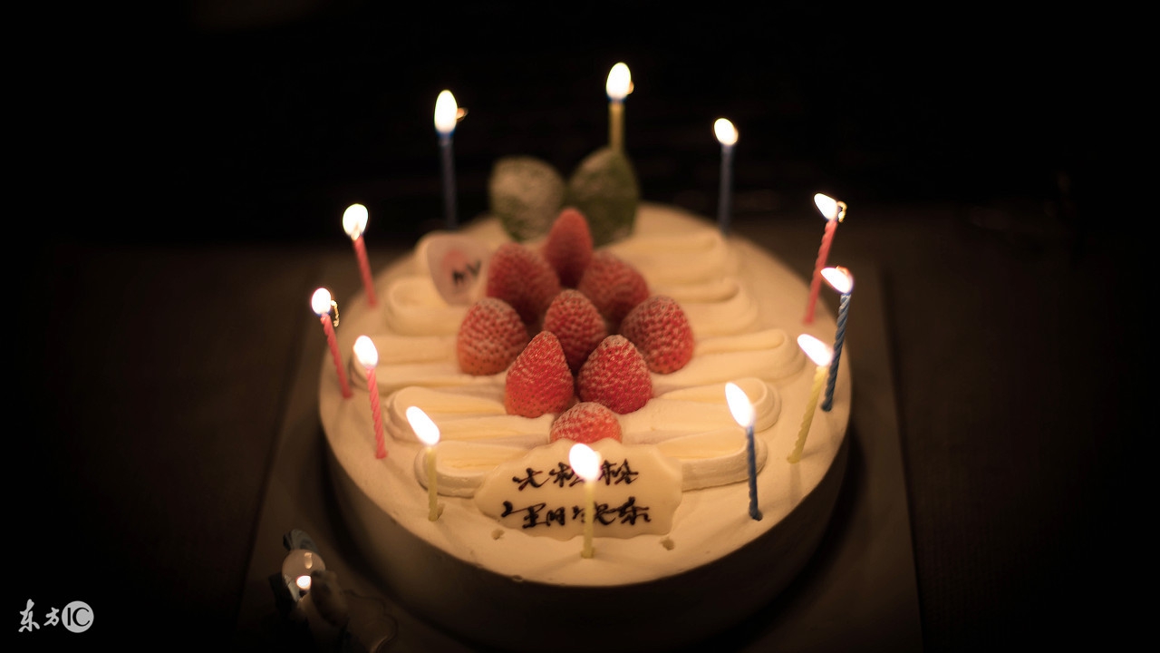 怎么给女朋友制造生日惊喜,给女友过生日惊喜策划