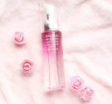 平价化妆水哪个最好看,推荐几款化妆水好用