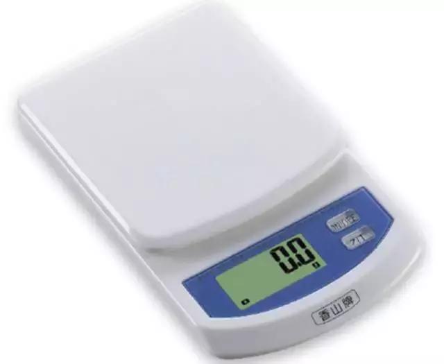 「无赞助测评」烘焙这事儿，哪一步都可能“死”，死在称上太冤了