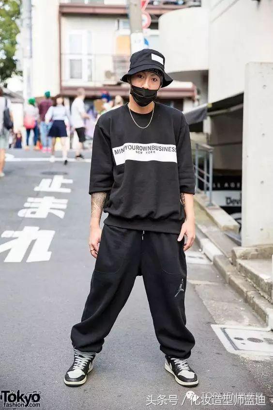 秋冬必备高颜值卫裤,一条很火的冬季卫裤