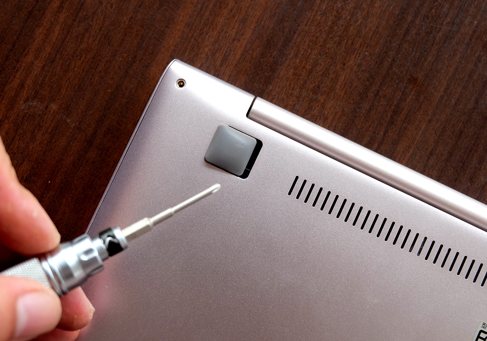 老笔记本换固态硬盘详细教程,联想笔记本e470c换固态硬盘教程