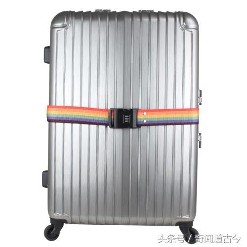 飞机被雷劈是很常见的事情？飞机上不为人知的秘密你知道多少？