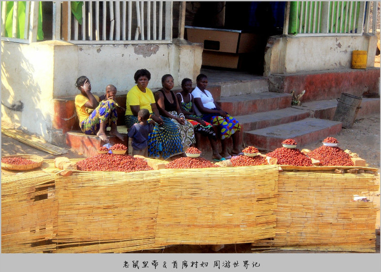 办理入境手续遭索贿，博主巧妙应对，双方皆大欢喜，顺利过关