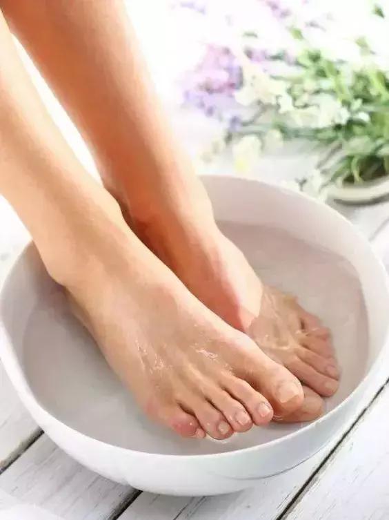 水里加点醋喝对身体有什么好处,泡水喝的东西推荐补气血暖宫