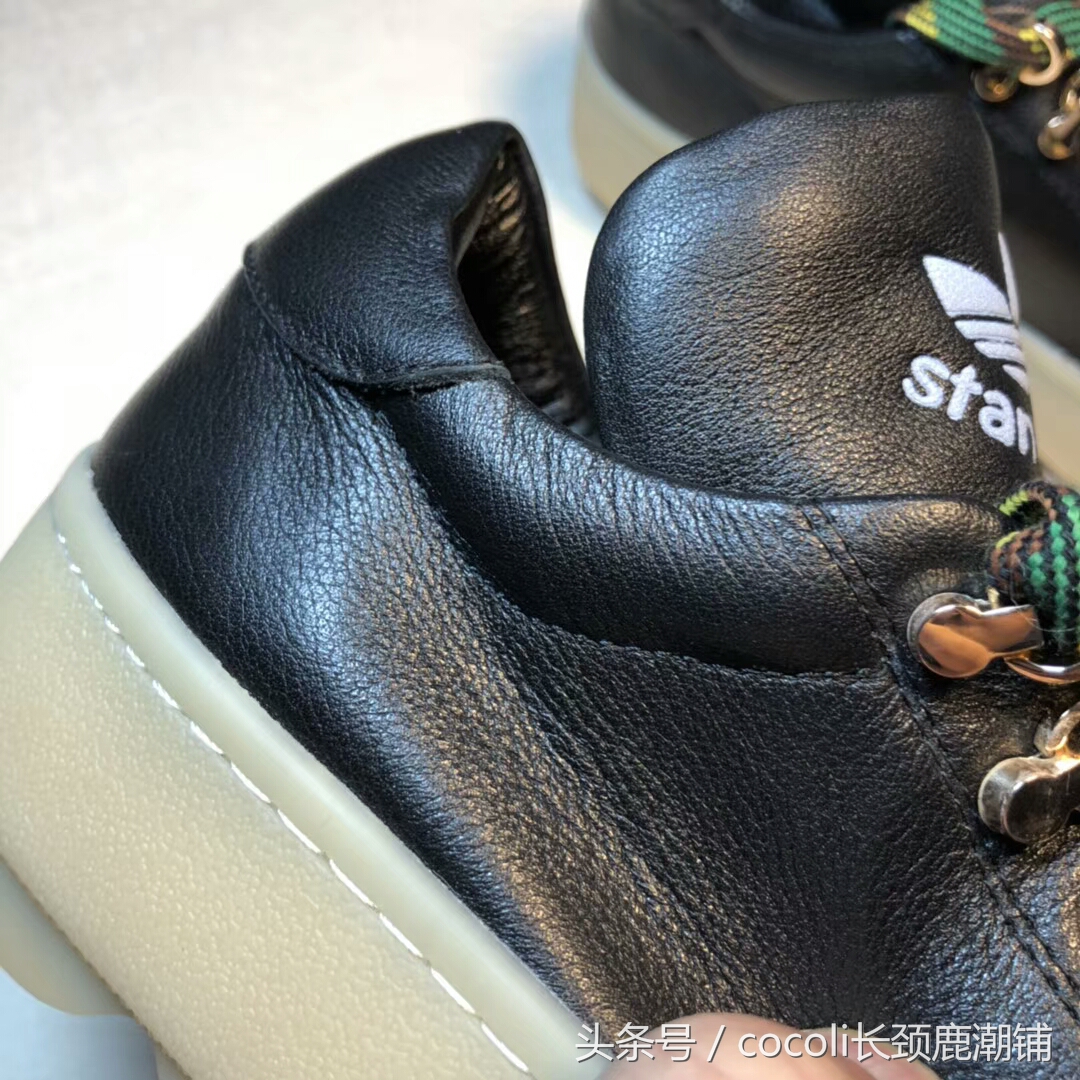 adidas的鞋有点硬,adidas松糕鞋大概增高多少