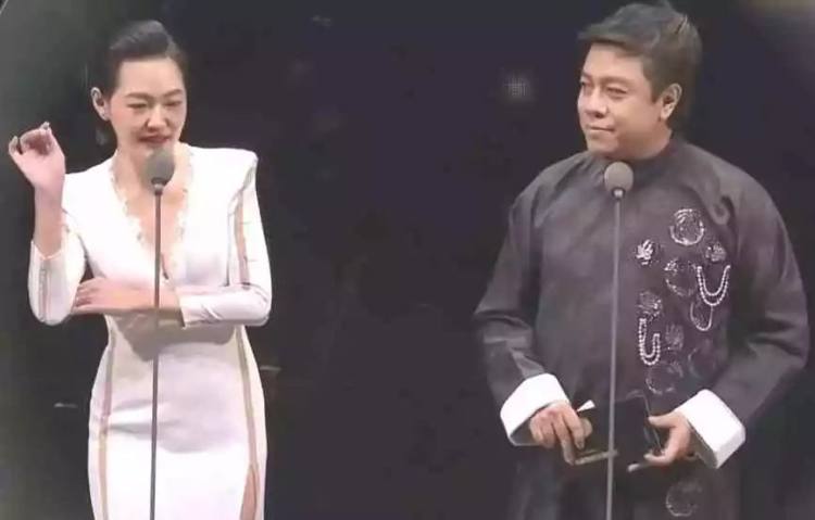 钄′緷鏋楁灄淇婃澃棰佸,54灞婇噾椹鏋椾繆鏉拌敗渚濇灄