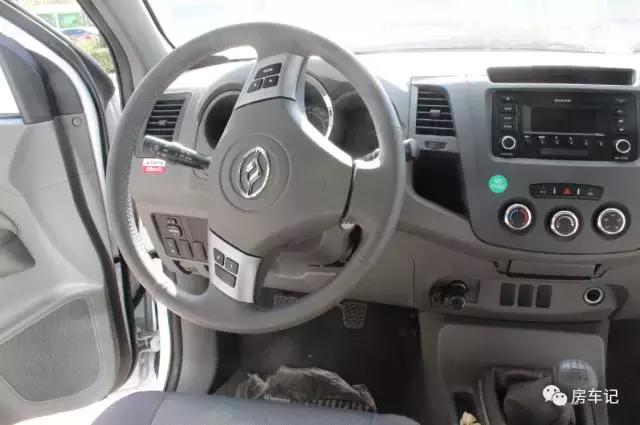 外观大气内饰很有质感,外观大气时尚内饰精致有质感