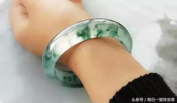 中医大师总结的四大长寿秘密,老中医总结15大长寿保健术