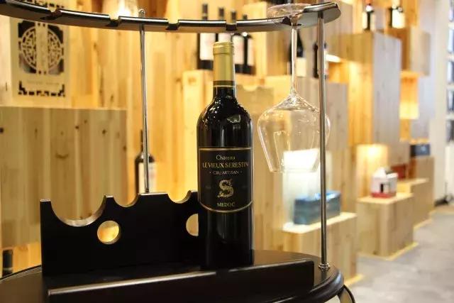 为什么葡萄酒扫码价格比标价贵,葡萄酒扫码价格真实吗