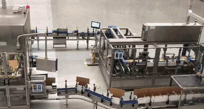 跟着果倍爽在直升机上俯瞰鸟巢，零距离探秘果汁生产！