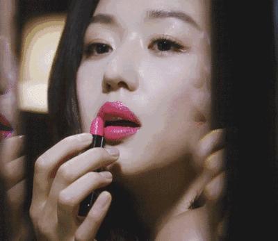 颜控必备：描述一个人的外貌性格词汇全在这里啦~