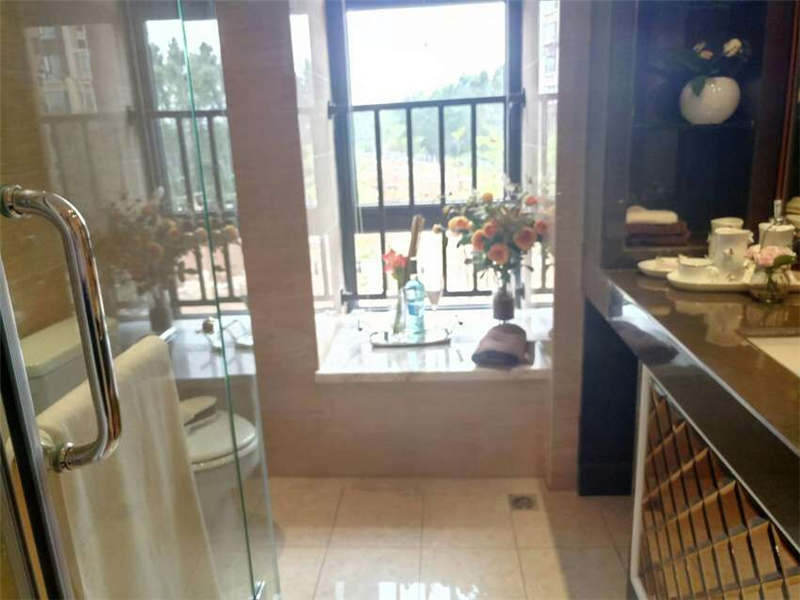 大岭山光大山湖城30多平米二手房,东莞光大山湖城三房