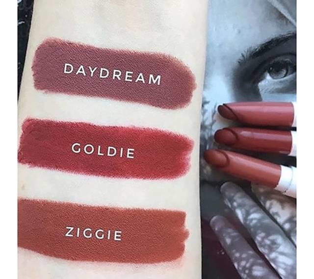 黄皮乌唇素颜适合什么颜色的口红,完美日记口红推荐色号素颜黄皮