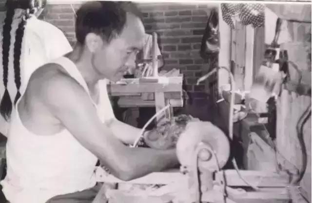 二十年前的手工玉雕,传统玉雕手工作品