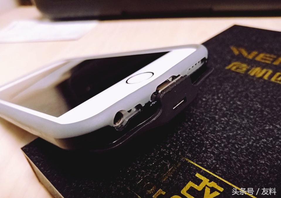 苹果手机背夹式充电宝测评,苹果背夹充电宝推荐评测