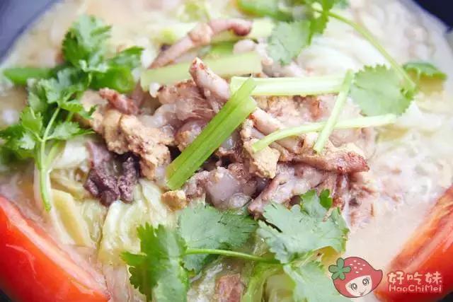 劲爆！这家“鸡村”3年来每天接客到脚软！