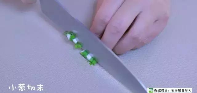 冬季简单又好吃的丸子,丸子这样做润燥还香嫩特别好吃